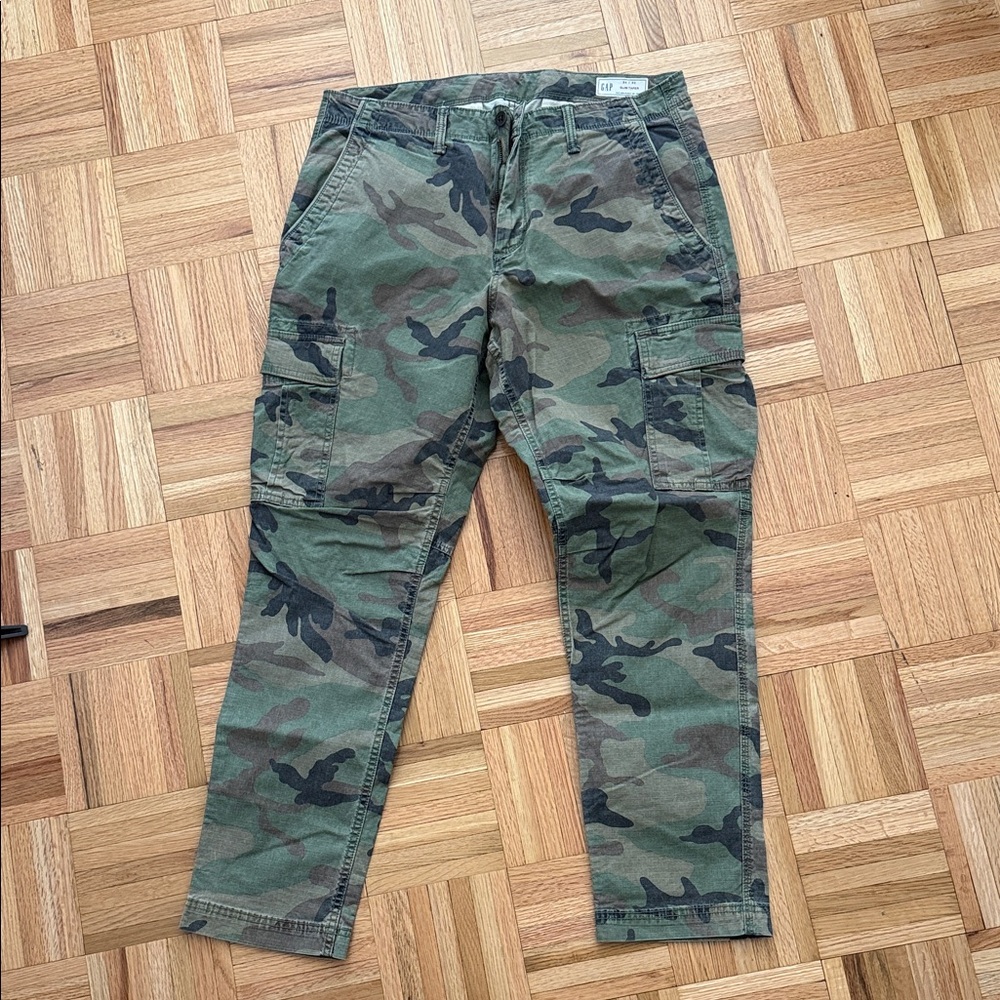Men's Camo Cargo Pants - Green